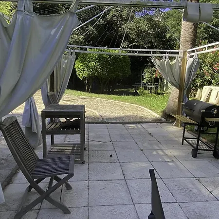 Proche Cannes, Spacieux Appartement, Jardin Et Piscine Prive Vallauris