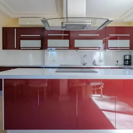 Proche Cannes, Spacieux Appartement, Jardin Et Piscine Prive *
